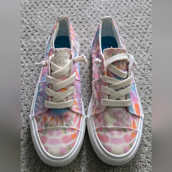 Blowfish Shoes - Picture 3 of 5